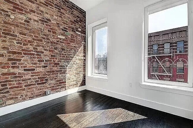 Foto del edificio - 143 Ludlow Street