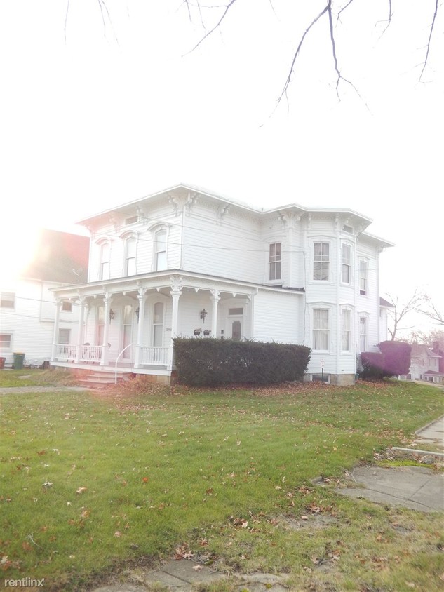 Primary Photo - 37941 Euclid Ave