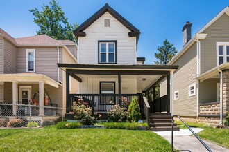 Building Photo - 997 Oakwood Ave