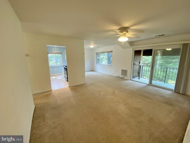 Building Photo - 356 Gatewater Ct