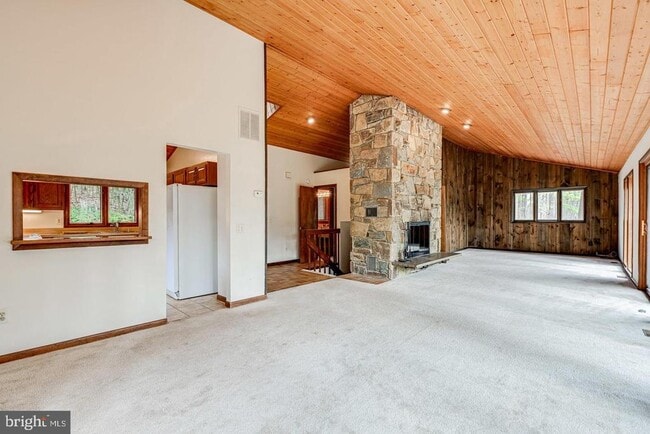 Building Photo - 1328 Potomac School Rd