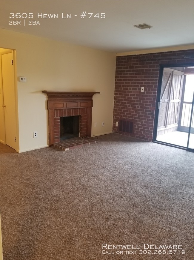 Building Photo - Cozy 2BR 2 BATH Condo