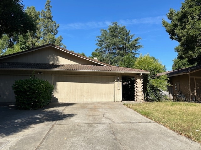 Building Photo - 5627 Passero Way