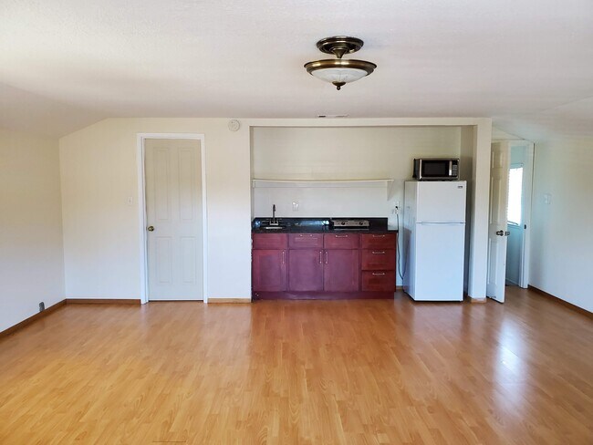Foto del edificio - 4769 Mowry Ave