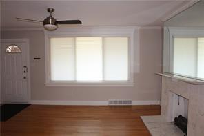 Foto del edificio - 2329 Sherbrook St