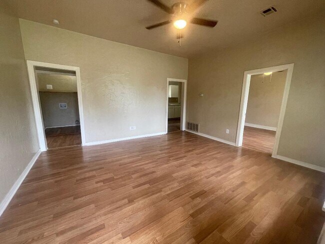 Foto del edificio - 3 Bedroom plus study, 2 Bathroom Home For ...