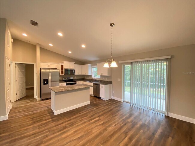 Foto del edificio - 207 Locust Ln Dr