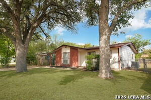 Foto del edificio - 7019 Greenberry Dr
