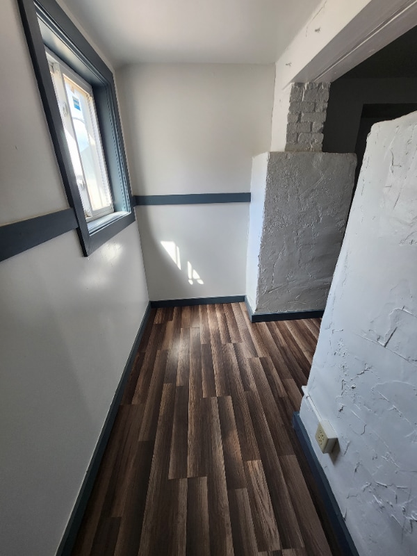 Building Photo - 70 Market St