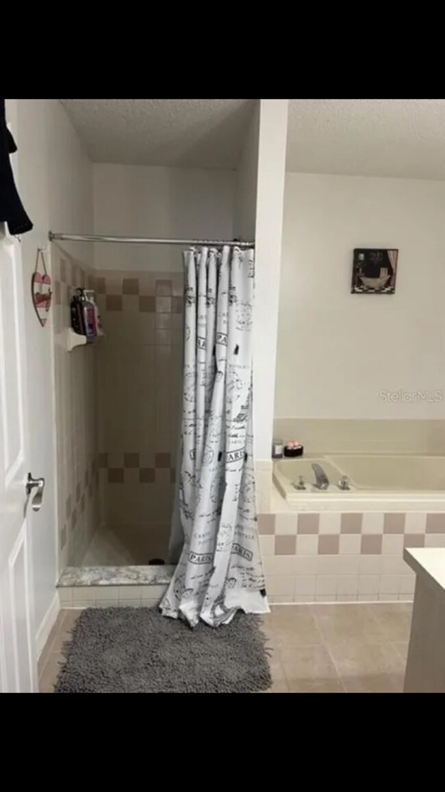 Foto del edificio - 7400 Riverbank Dr