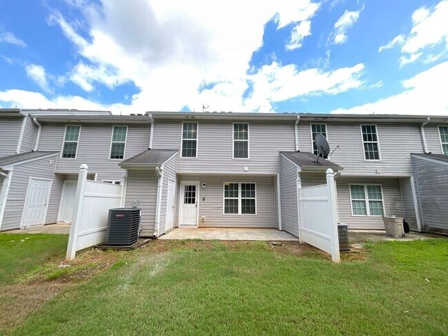 Foto del edificio - 3481 Waldrop Trail