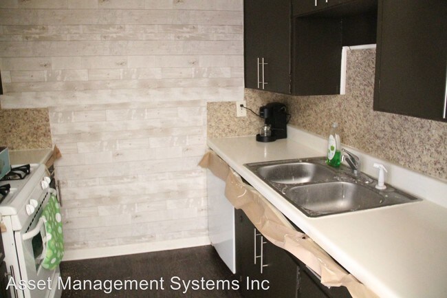 Foto del edificio - 2417 Louise St