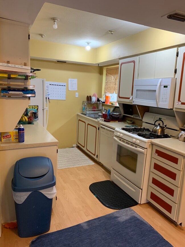 Foto del edificio - 2118 Flat Creek Dr