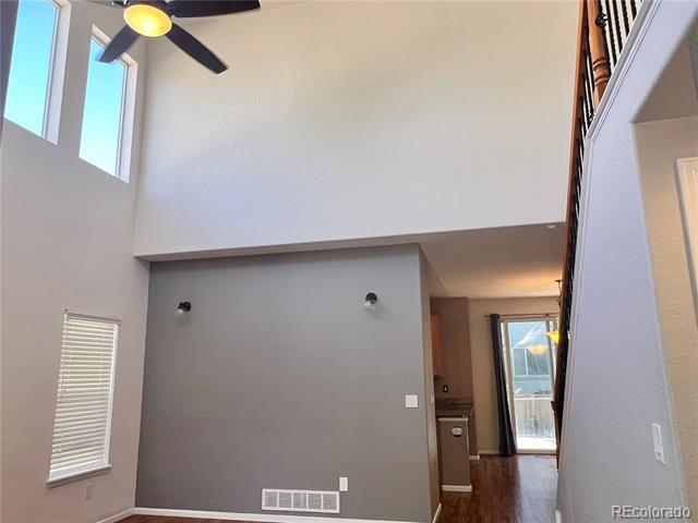 Building Photo - 9766 S Holland St