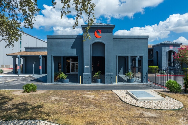 Leasing Office - Centro Studio Homes