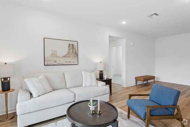 3BR, 2BA - 1,076SF - Living Room/Dining Room - Romneya Row in Anaheim