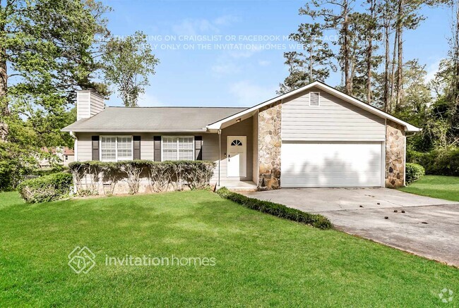 Building Photo - 520 Club Valley Dr