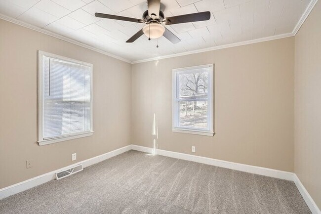 Building Photo - 1 Roberta Rd, Concord, NC, 28027