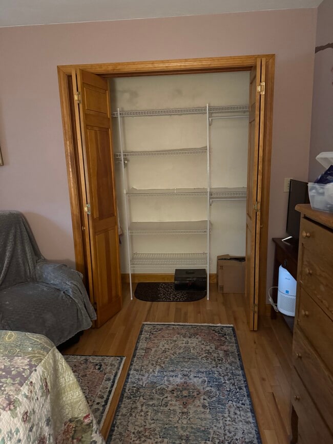 Closet in bedroom - 421 Oakhill Ave