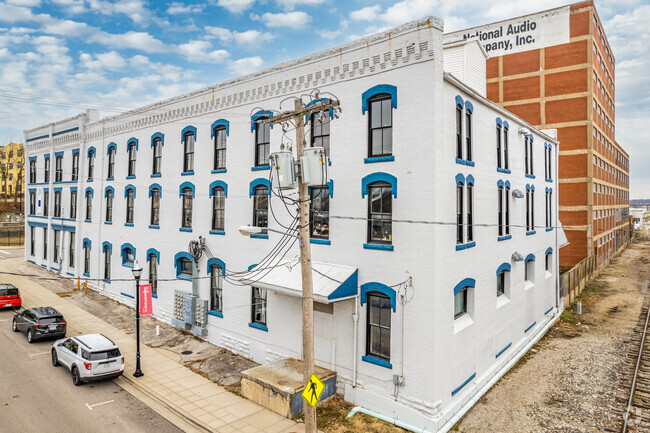 Building Photo - Founders Park Lofts