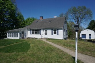 Building Photo - 34 Fairview Ave