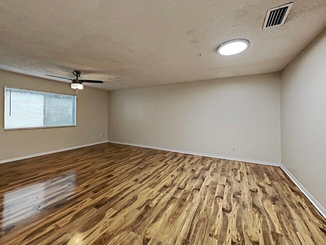 Building Photo - 6716 Magnolia Pointe Cir