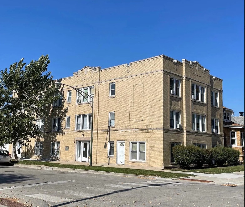 Primary Photo - 6000 W Seminole St