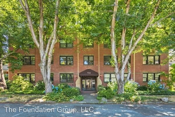 Foto principal - 734 Broadway Ave E