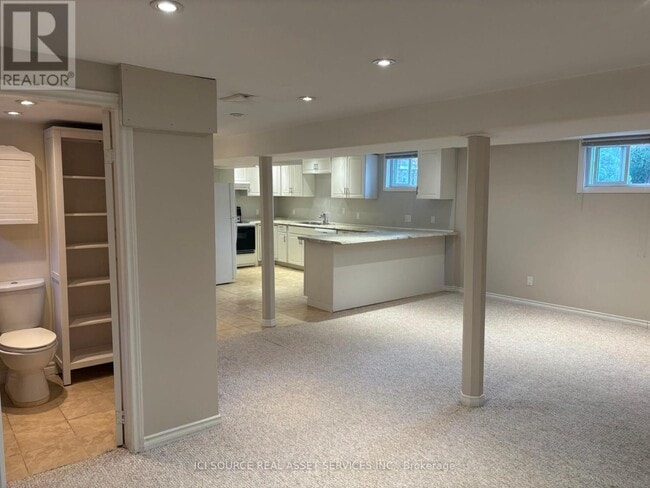 Building Photo - 474 Arnhem Dr