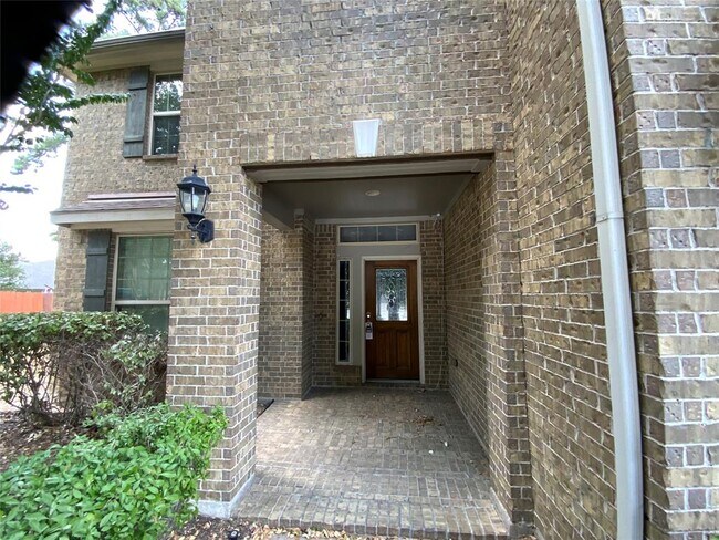 Building Photo - 5918 Vinland Shores Court