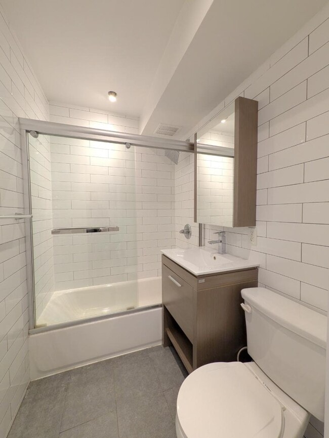 Foto del edificio - 10 bedroom in New York NY 10011