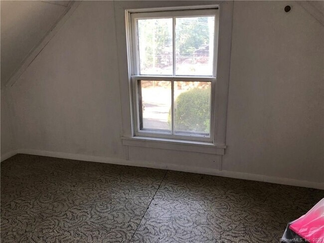 small storage area - 1355 Hanover Ave