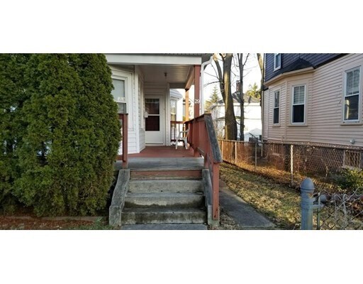 Primary Photo - 29 Davis St