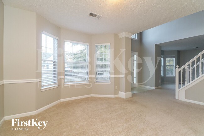 Foto del edificio - 556 Harvick Cir