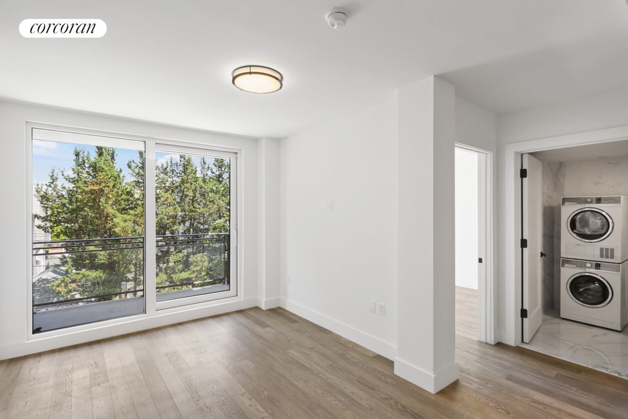 Foto principal - 1673 Ocean Ave