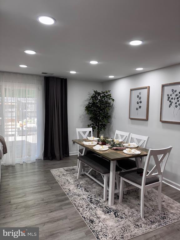 Foto del edificio - 318 Wood Hollow Ct