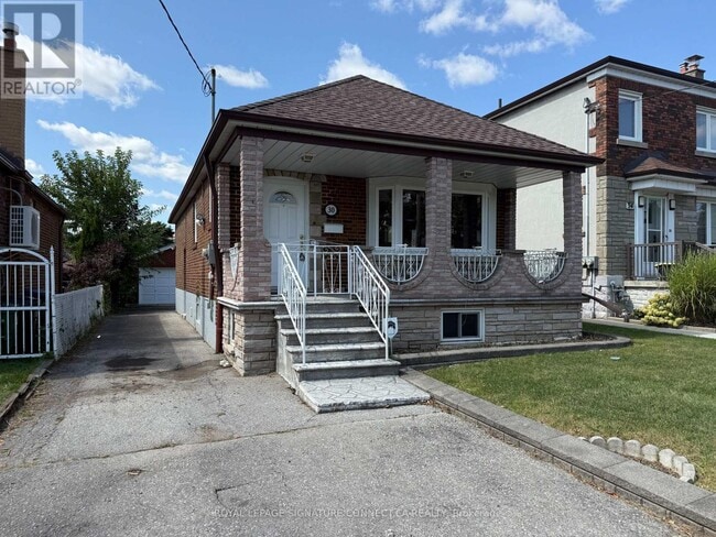 Building Photo - 30 Snider Ave