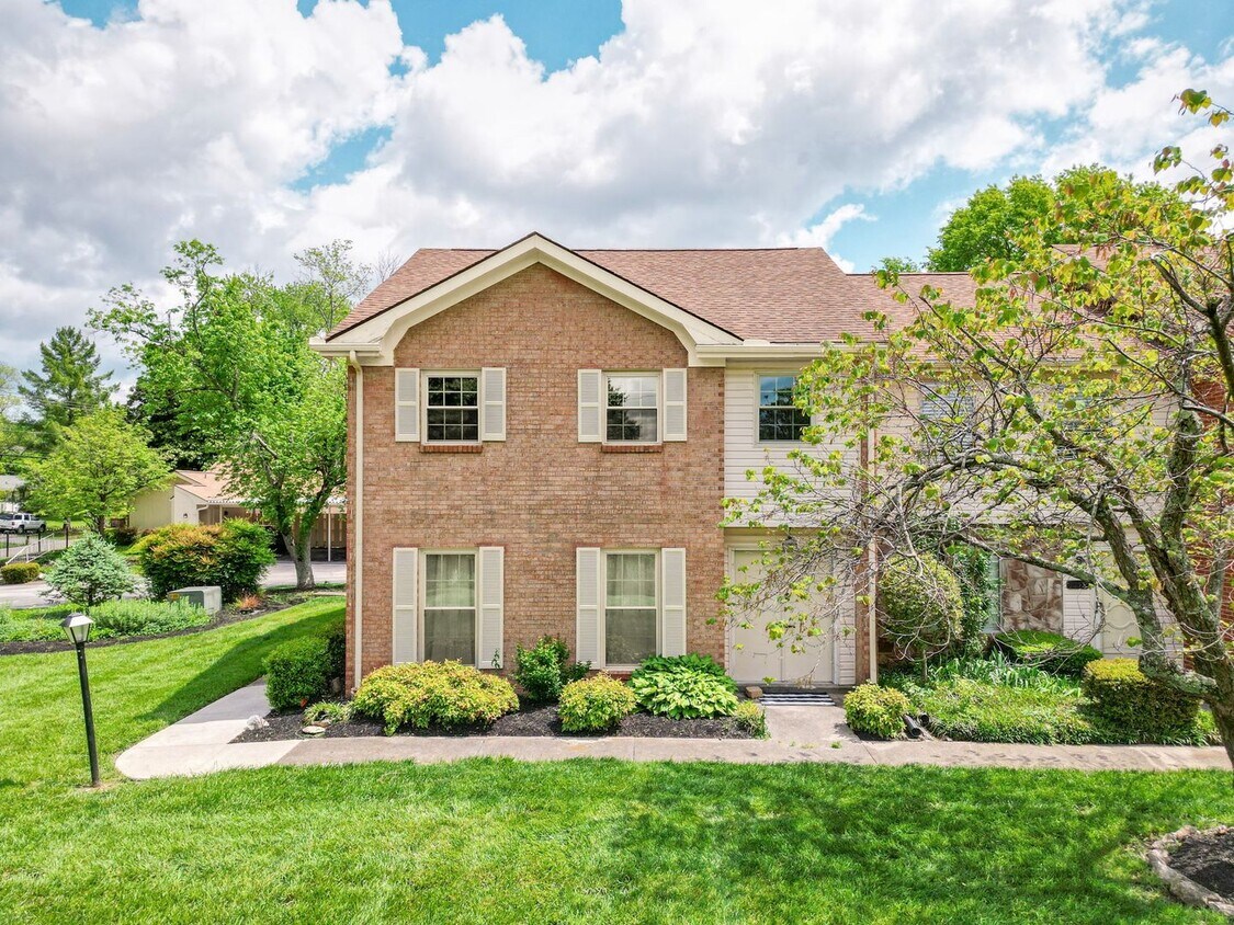 Primary Photo - Knoxville 37919 - 3 bedroom, 2 bath home -...