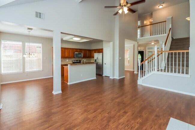 Foto del edificio - 14115 Ivy Bluff Ct