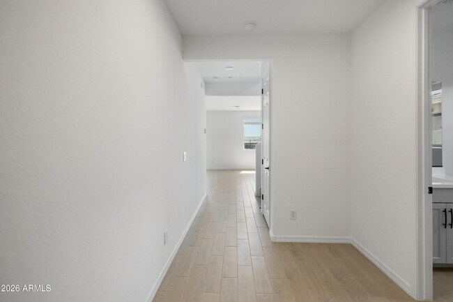 Foto del edificio - 13415 W Eagle Feather Rd