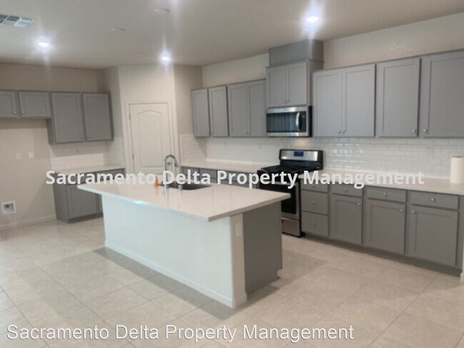 Foto del edificio - 4 br, 3 bath House - 5096 Rocky Mountain Way