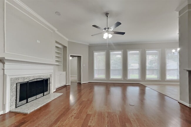 Foto del edificio - 12711 Cedar Grove Ct