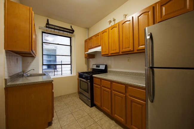 Building Photo - 418-420 West 130th Street