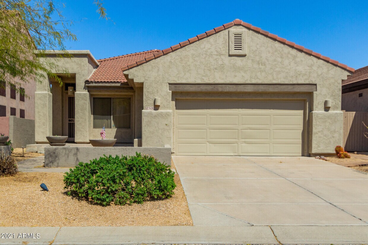 Primary Photo - 7638 E Via Del Sol Dr
