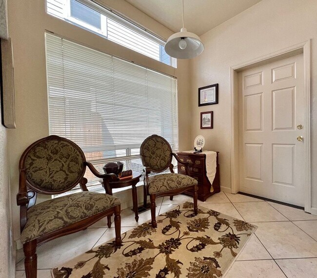 Foto del edificio - Spacious Three Bedroom Napa Home