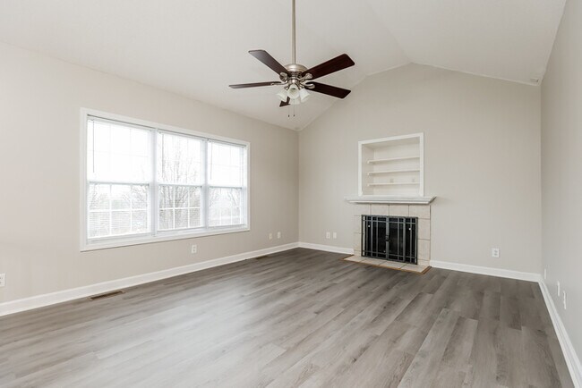 Foto del edificio - 829 Buckhorn Dr