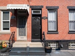 Building Photo - 3188 Mercer St