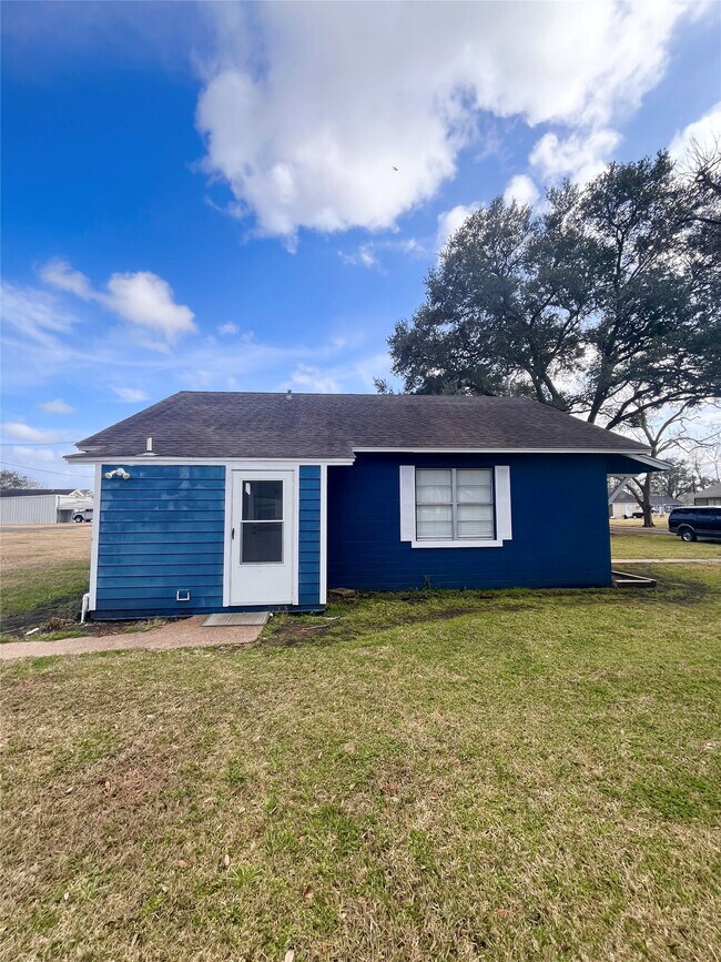 Foto del edificio - 1553 Dover St