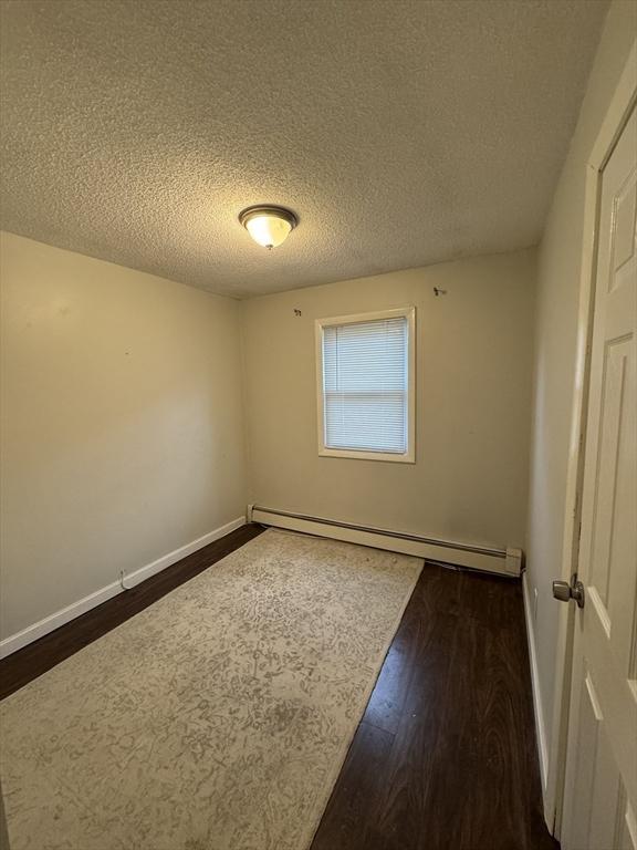 Foto del edificio - 3 bedroom in Tewksbury MA 01876