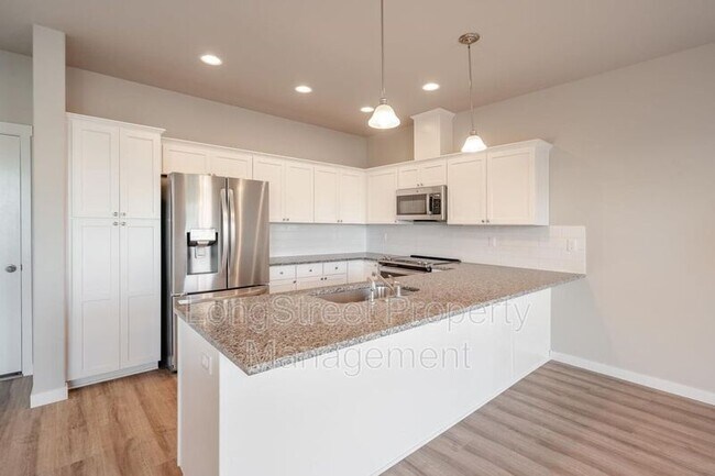 Foto del edificio - 756 S 16th St